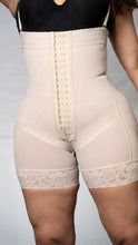 Cargar imagen en el visor de la galería, Sirena Doll Mid Back Faja
